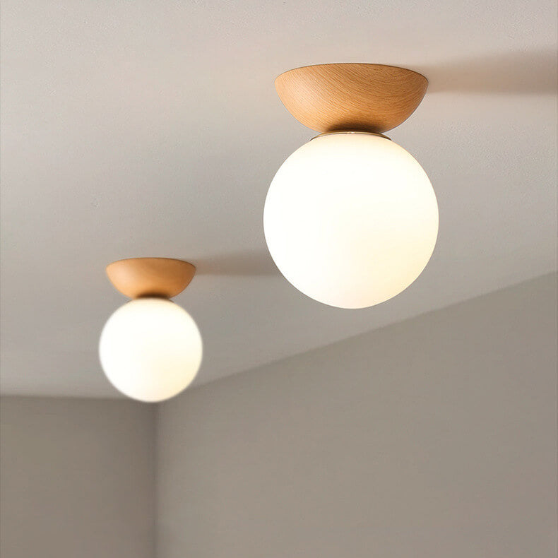 Nivara – Moderne Deckenlampe aus Holz
