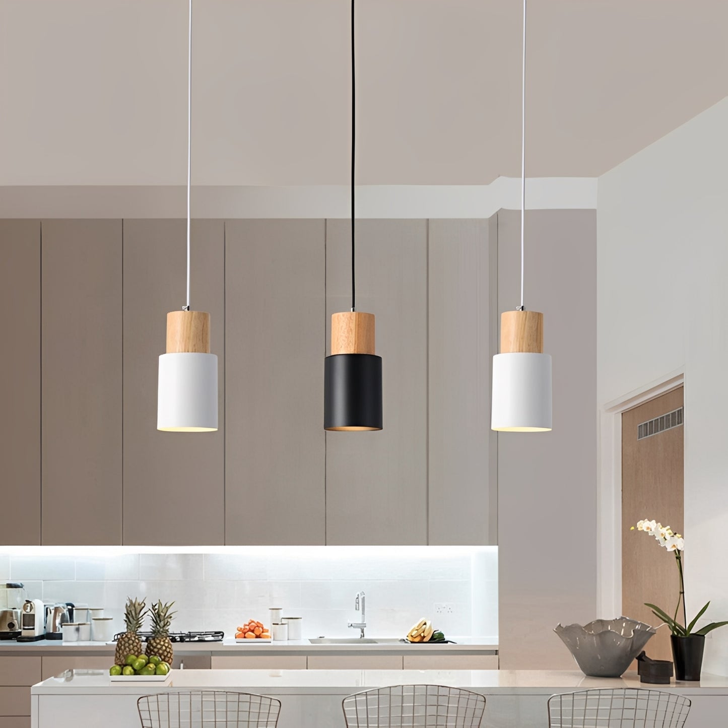Loewe – Schlichte Holz-Pendelleuchte
