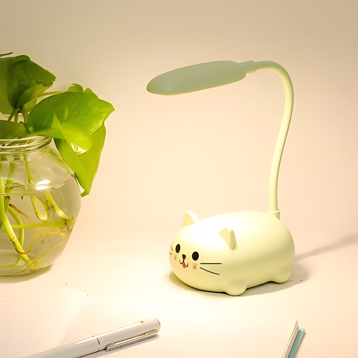 BrightPaws – LED-Tischlampe im Katzen-Design