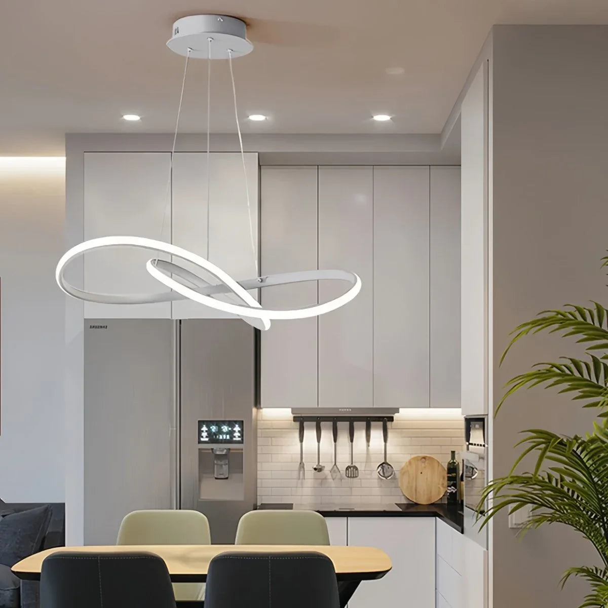 Reina – Moderne Fisch Pendelleuchte