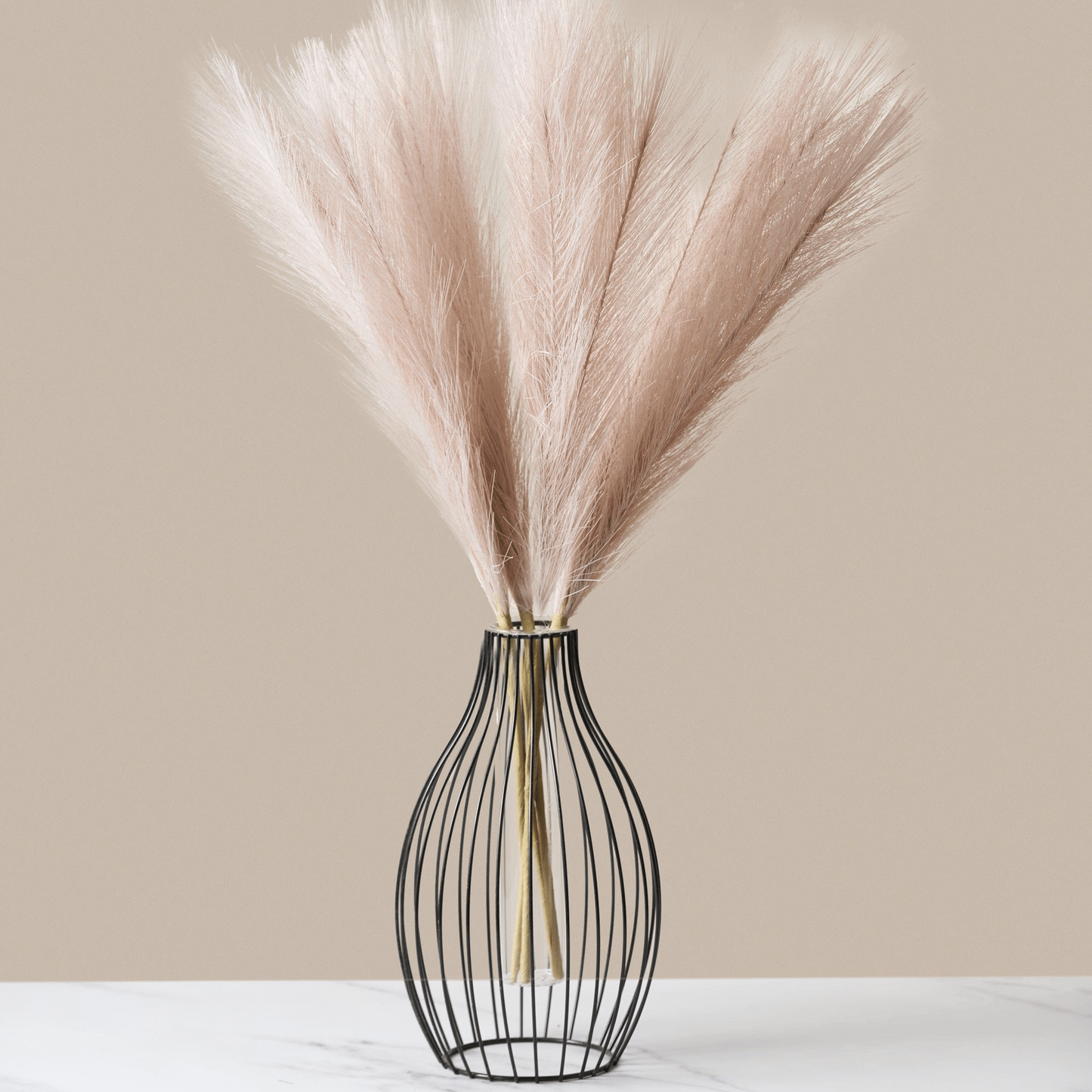 Rikk – Statement-Vase in Schwarz