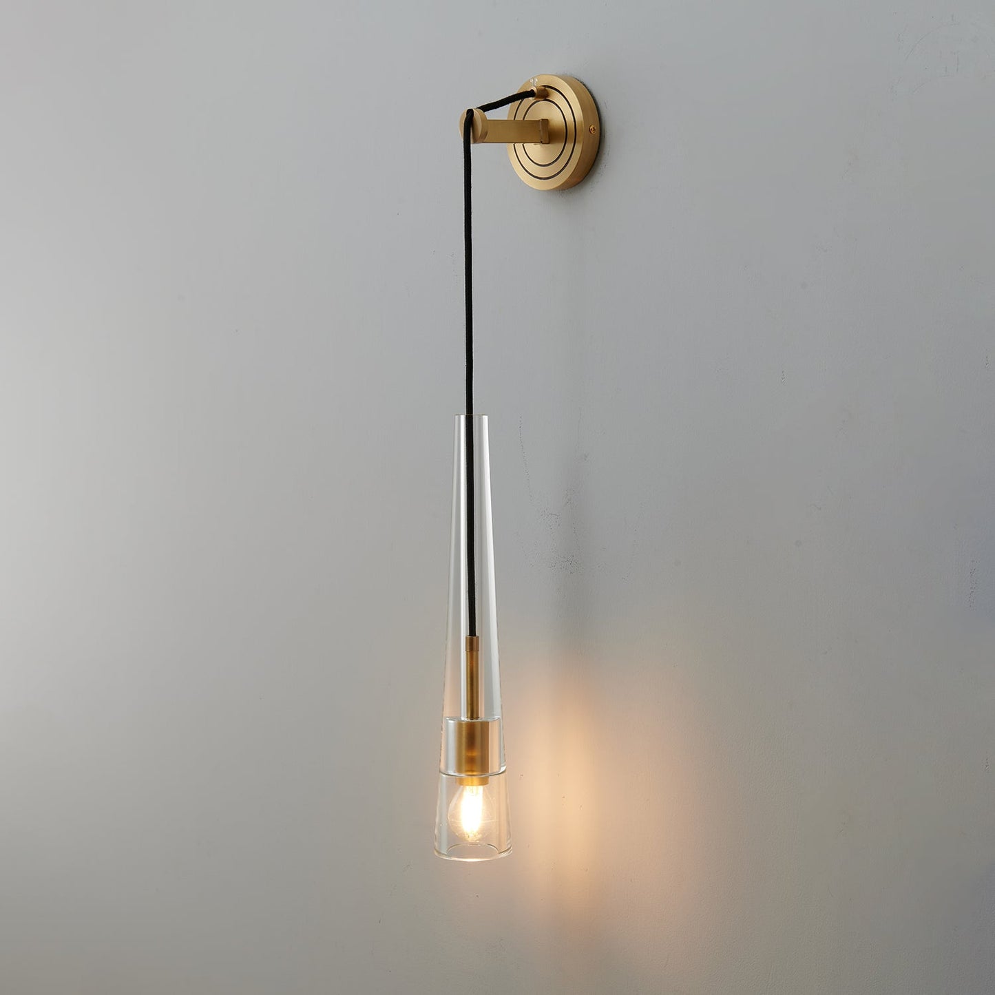 Selina – Kristall-Wandleuchte im Light-Luxury-Stil