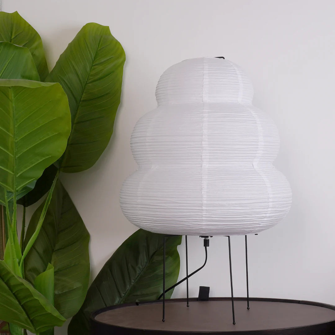 Takumi – Japanische Stehlampe aus Xuan-Papier