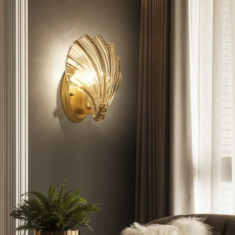 Lori – Moderne Glas-Wandleuchte