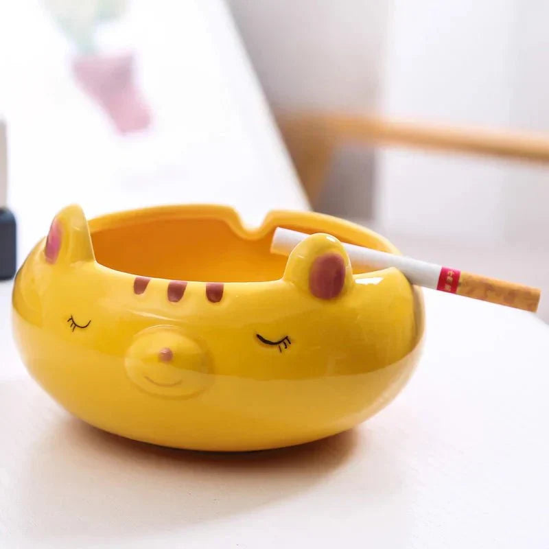 QuirkyPuff – Verspielter Tier-Aschenbecher aus Keramik im Cartoon-Stil