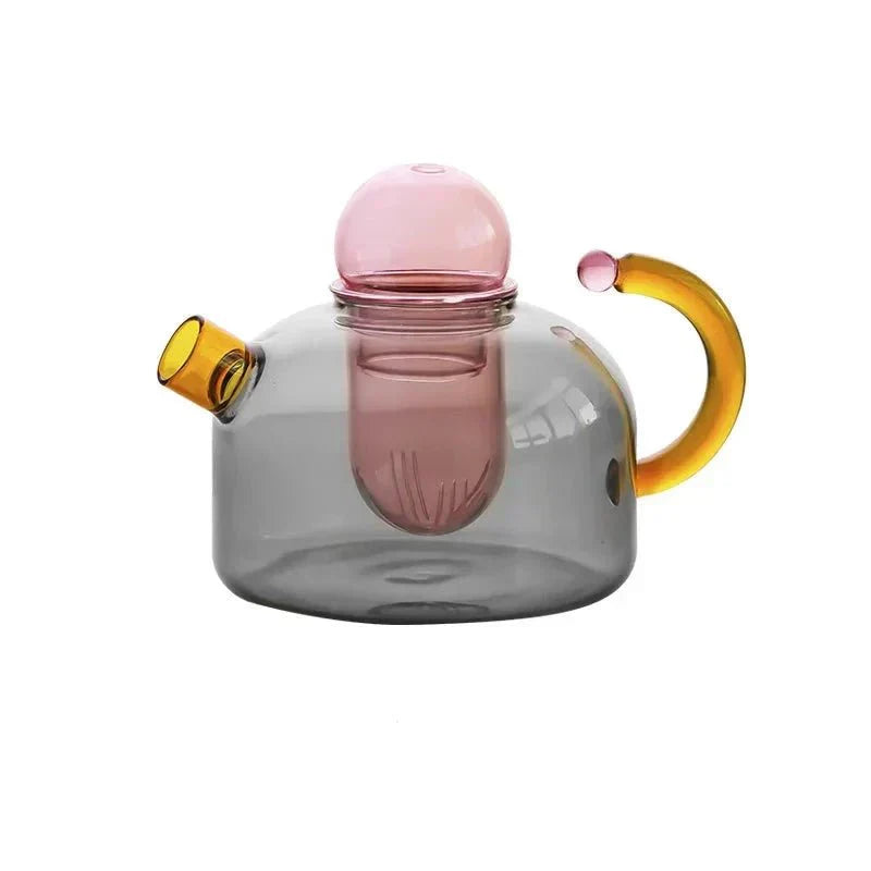 Kontrastreiches Teekannen-Set mit Glas-Optik und Farbspiel