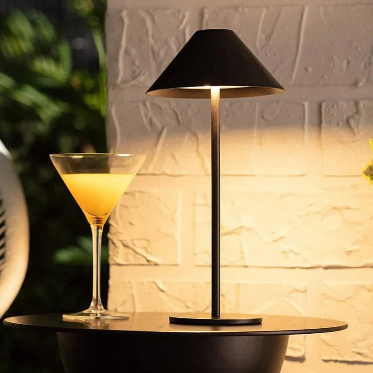 Kiyomi – Kabellose Wasserdichte LED-Tischlampe