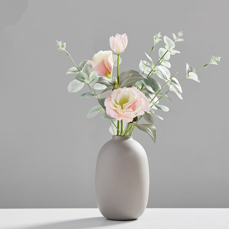 Elior – Nordische Keramikvase