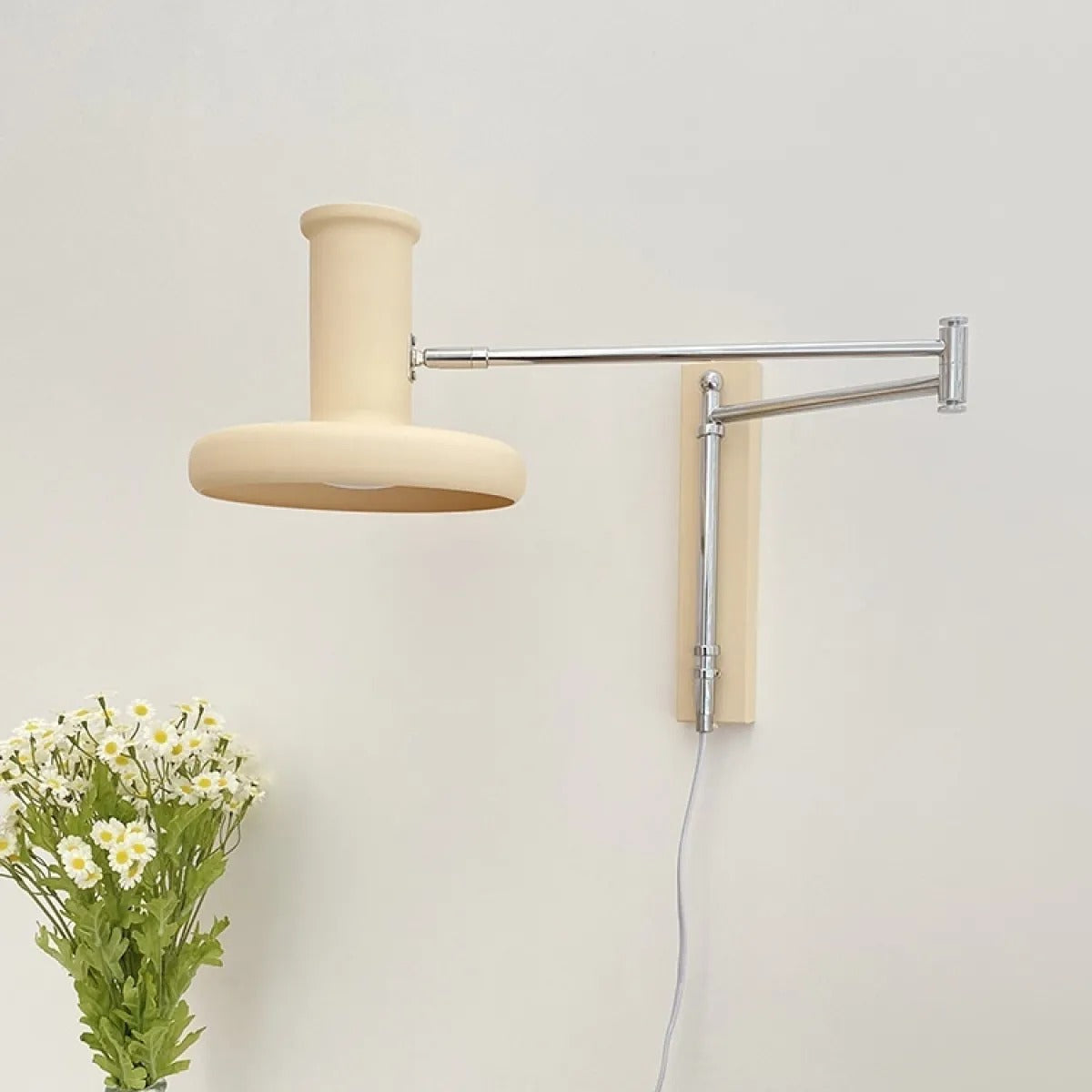 Noar – Bauhaus Wandleuchte
