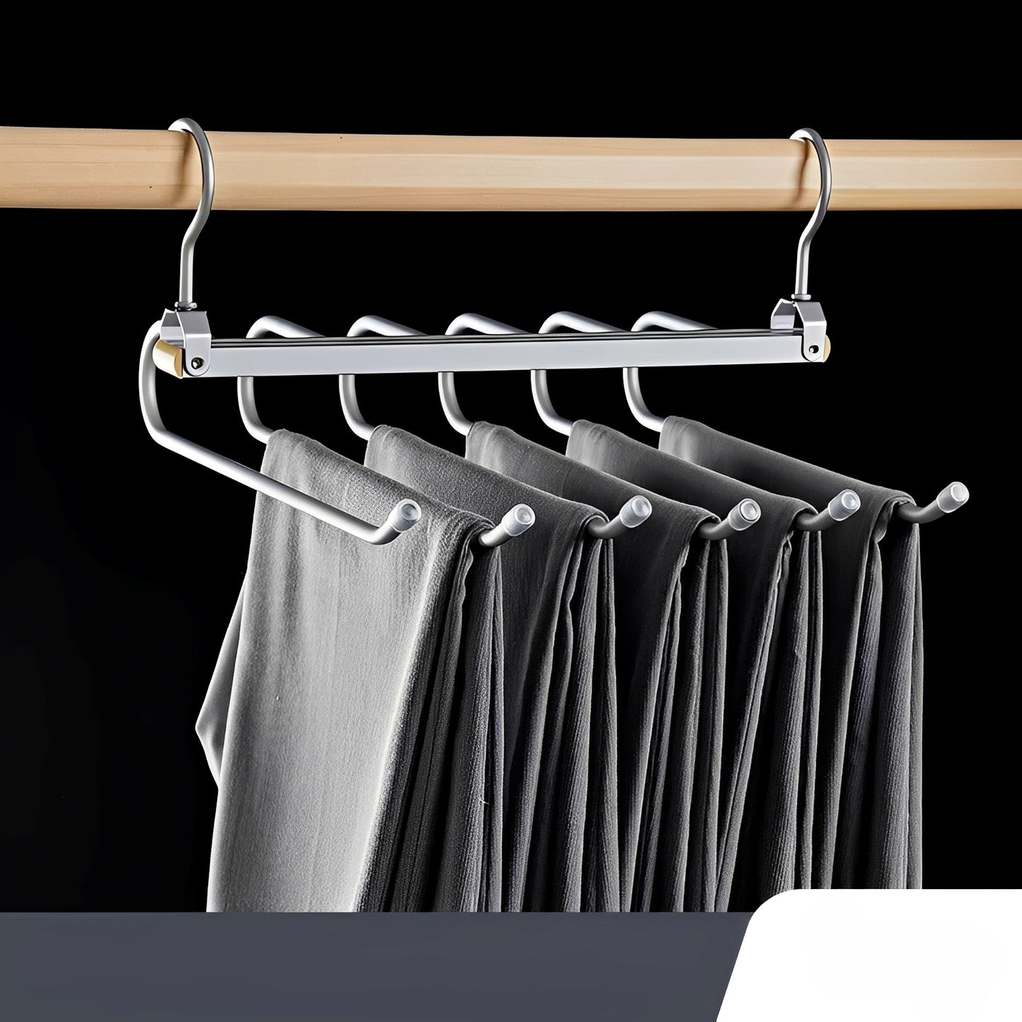 Nava – Aluminium-Hosenrack