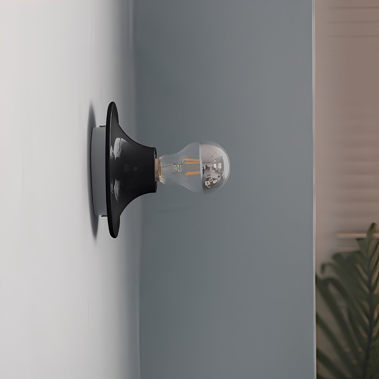 Maxim – Retro-Inspirierte Wandlampe