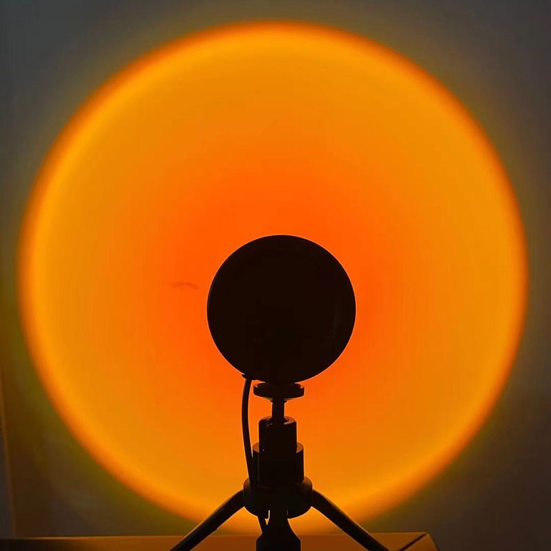 Knor – Europäische Sonnenuntergangsbeleuchtung