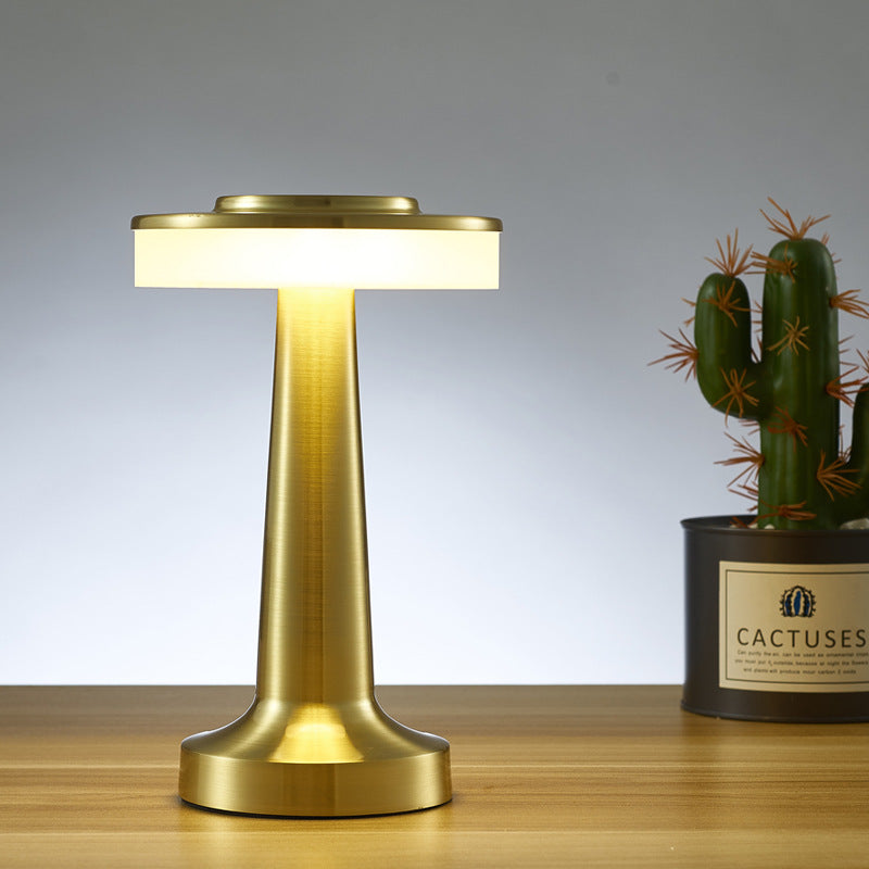 Doria – Kreative Akku-Tischlampe
