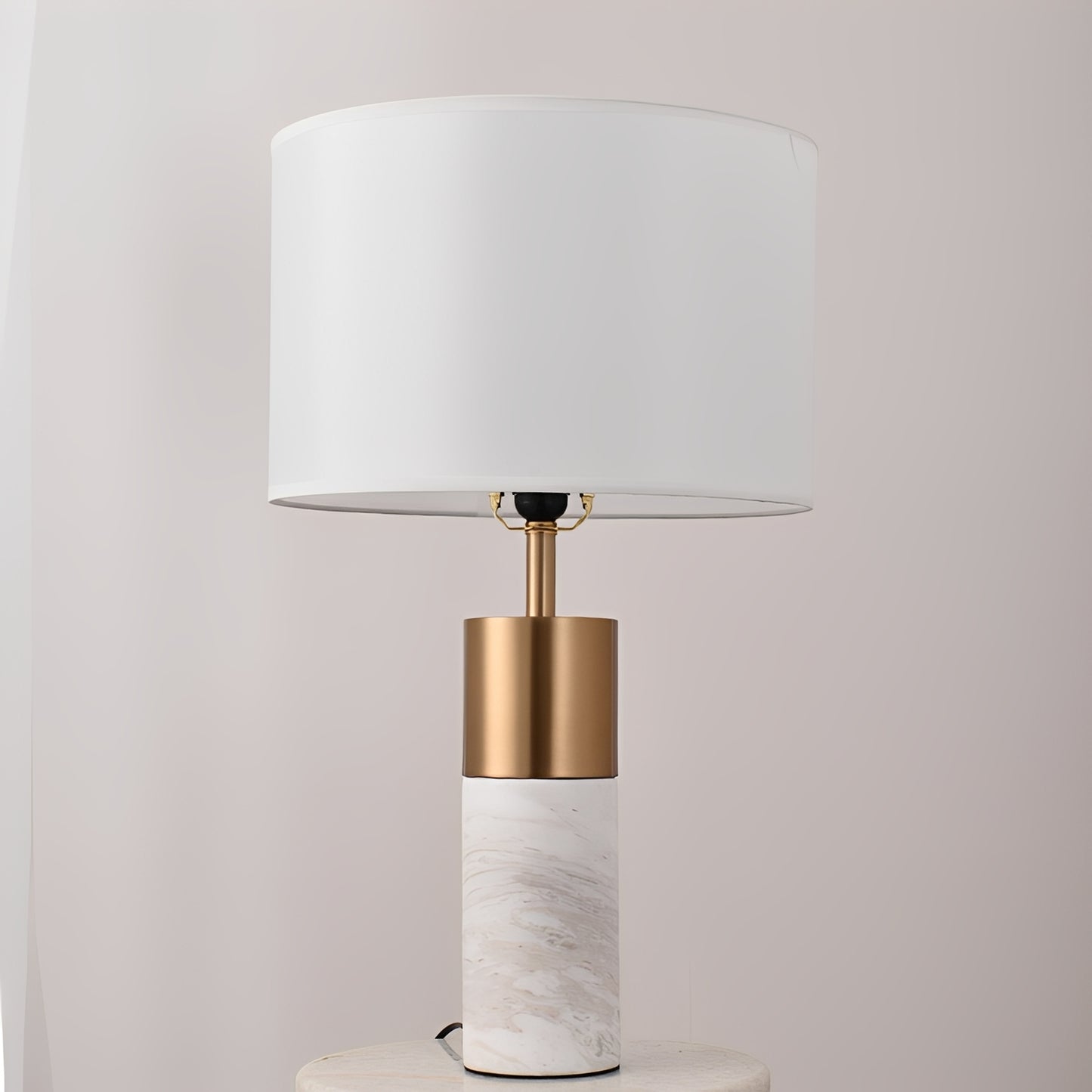 Amalia – Luxuriöse Tischlampe