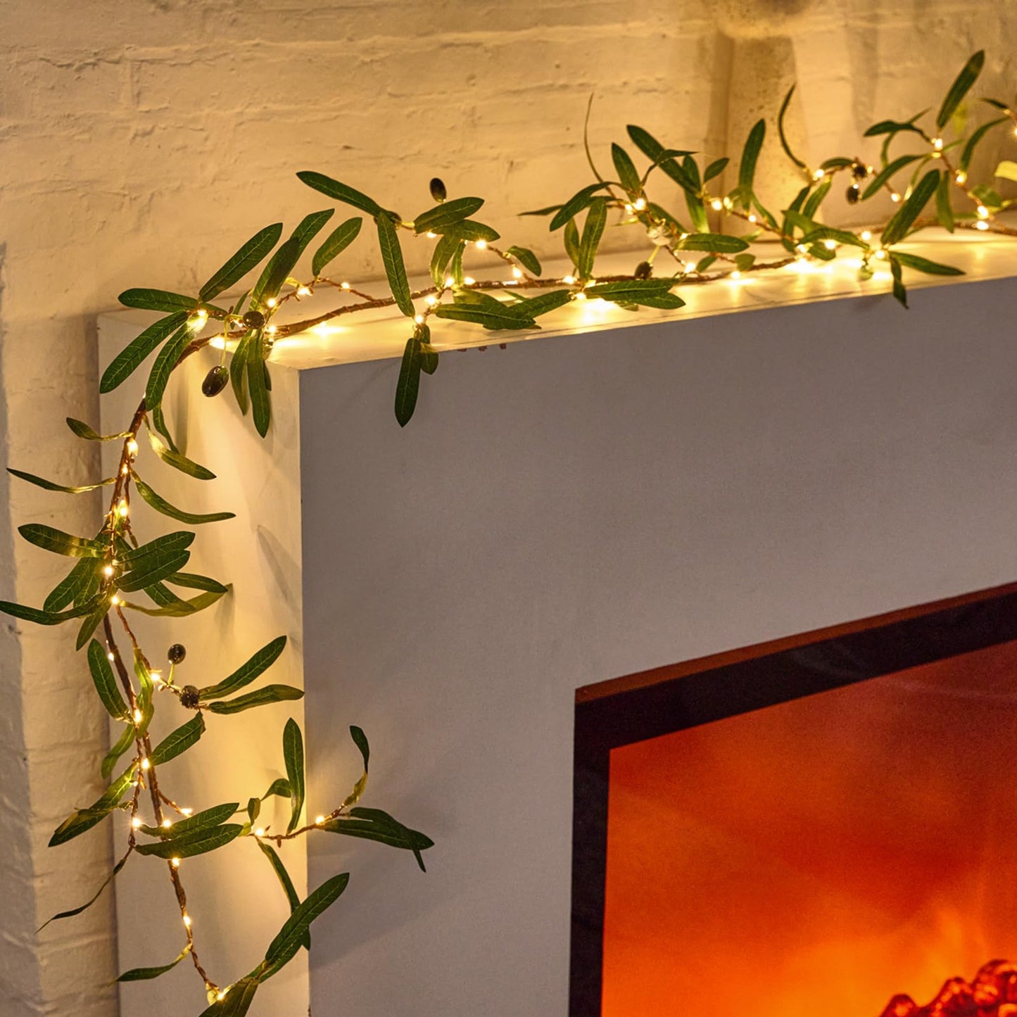 Olivine – LED-Dekolampe im Olivenzweig-Design