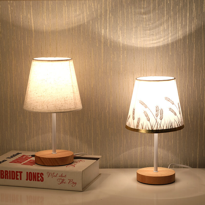 Tzuyie – Nordische Vintage LED Tischlampe