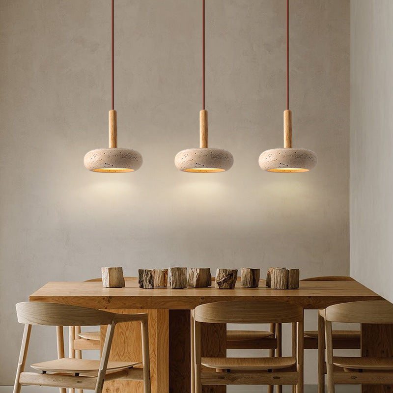 Viola – Retro-Nordic Pendelleuchte mit 3 Lampenschirmen