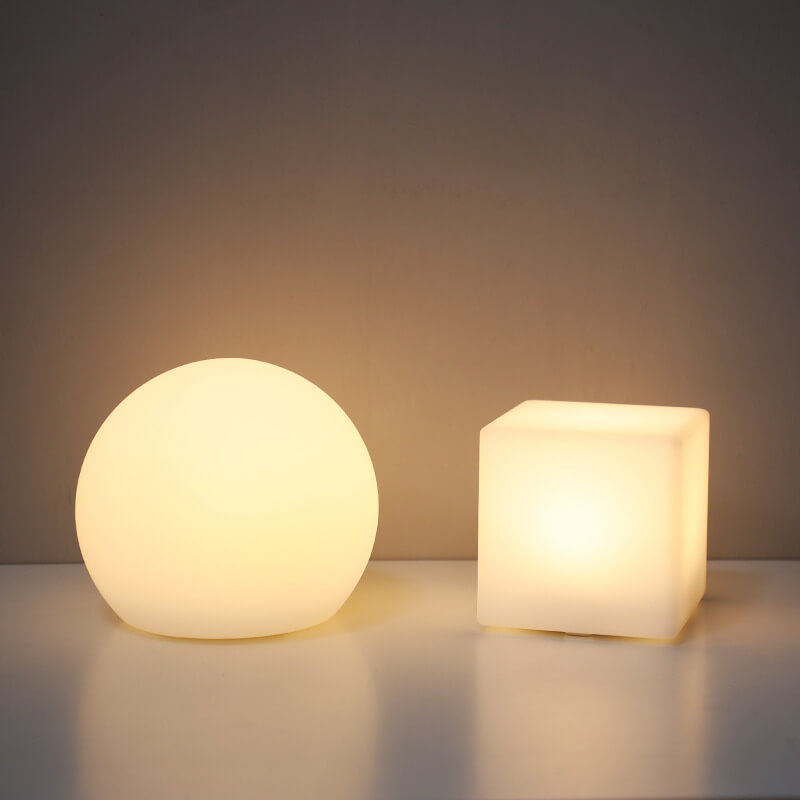 Solara – Moderne Geometrische LED Nachtlampe