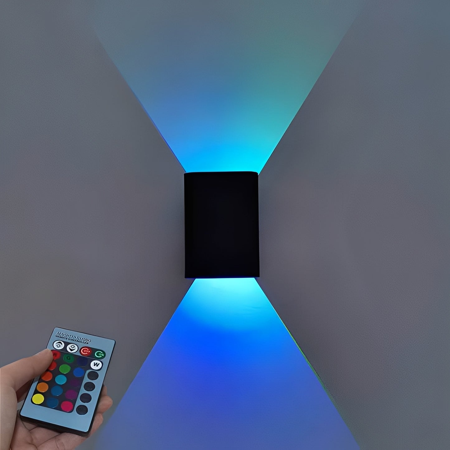 Lucia – Quadratische Luminous LED-Wandlampe