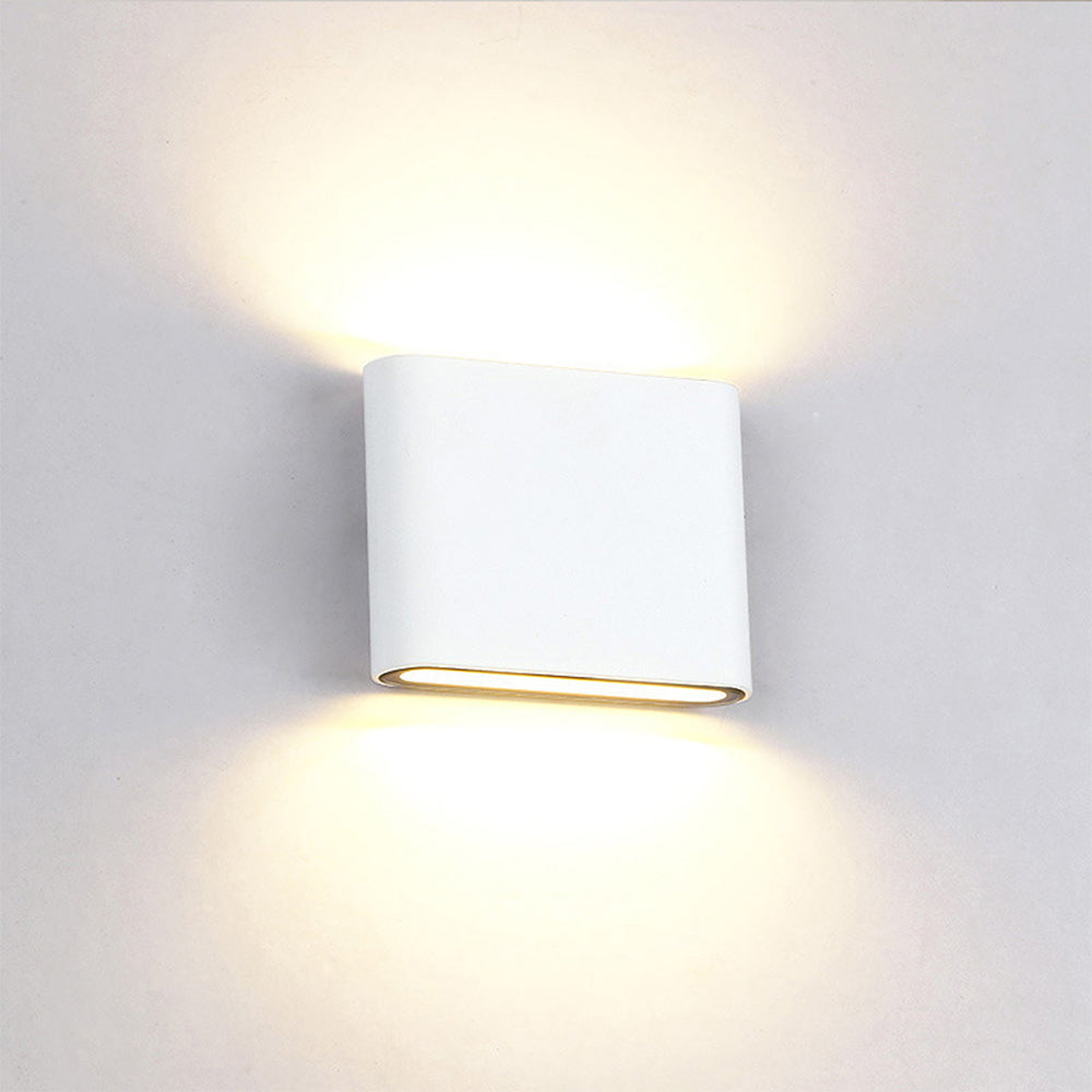 Luca – Moderne LED Außen-Stufenlampe