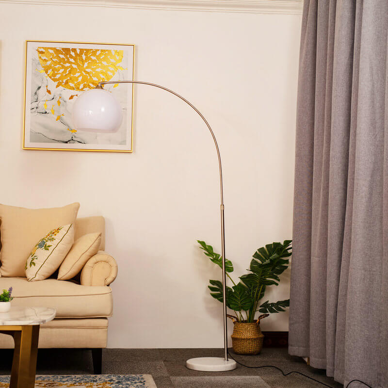 Hallie – Moderne Globus-Stehlampe