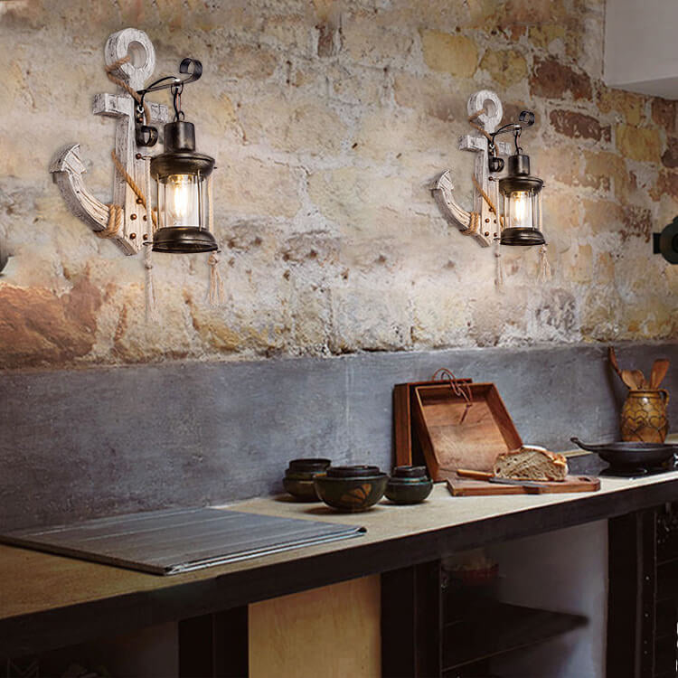 Dorian – Industrielle Retro-Wandleuchte im Anker-Design