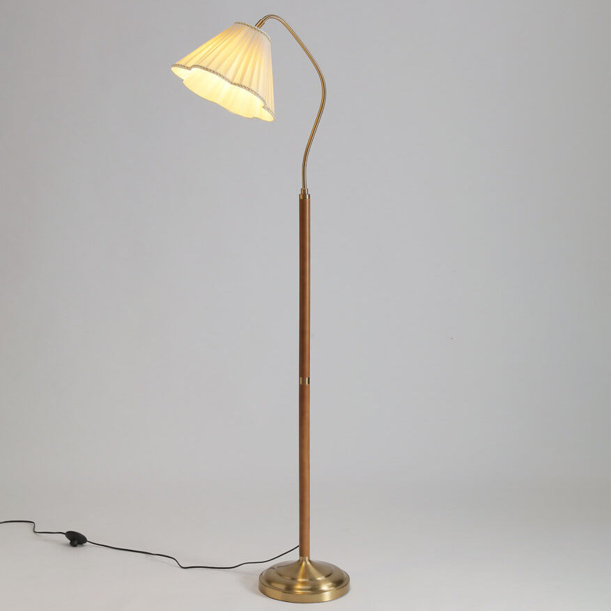 Leandro – Massivholz Stehlampe