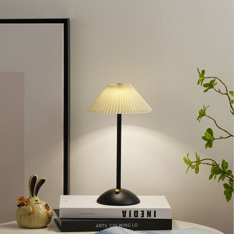 Cleah – Faltbare Nachttischlampe mit Aufladefunktion