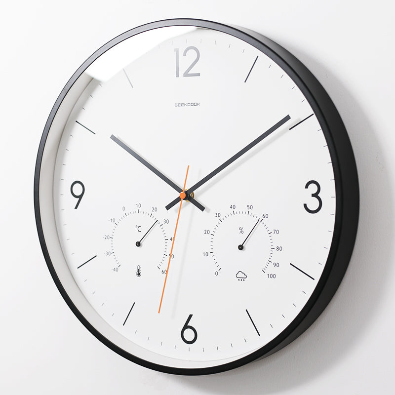 Kjell – Schlichte Nordische Wanduhr