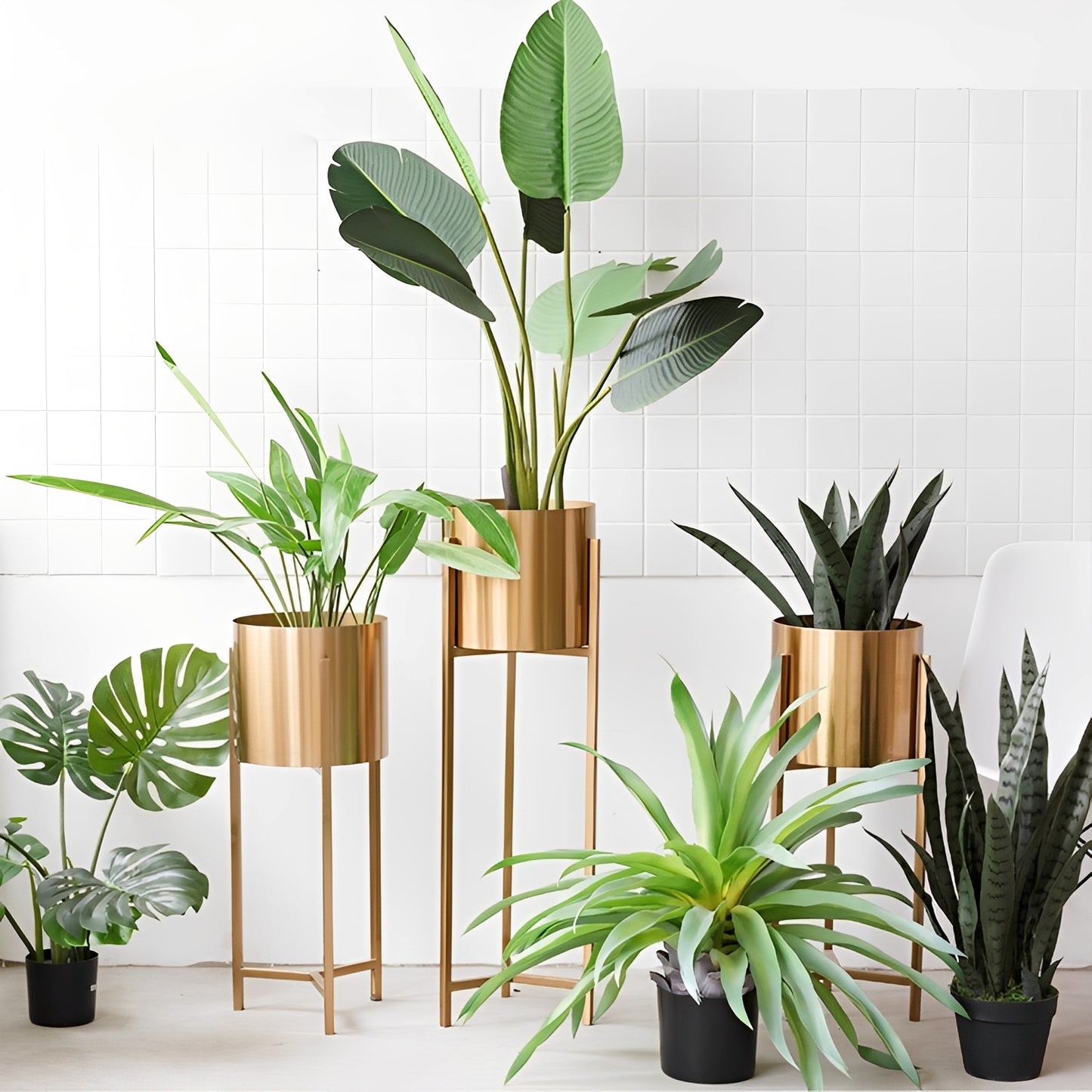 Freja – Nordisches Blumenregal aus Eisen
