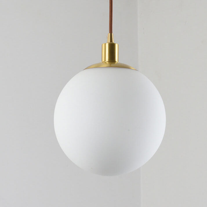 Toshi – Nordischer Glas-Kronleuchter in Kugelform