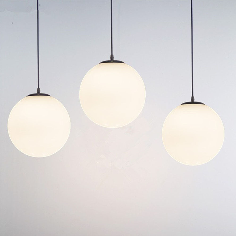Giro – Elegante Kugelform Pendelleuchte