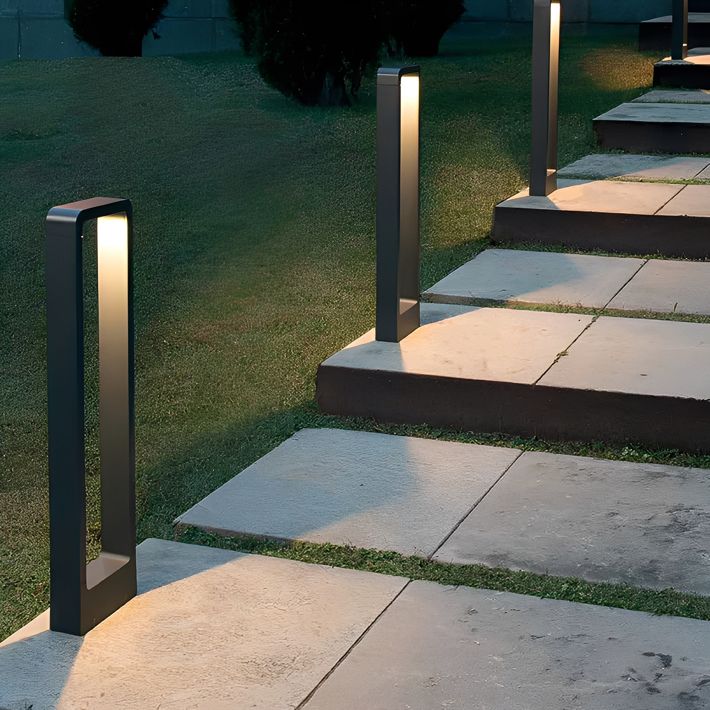 Levana – Wasserdichte LED Rasenlampe