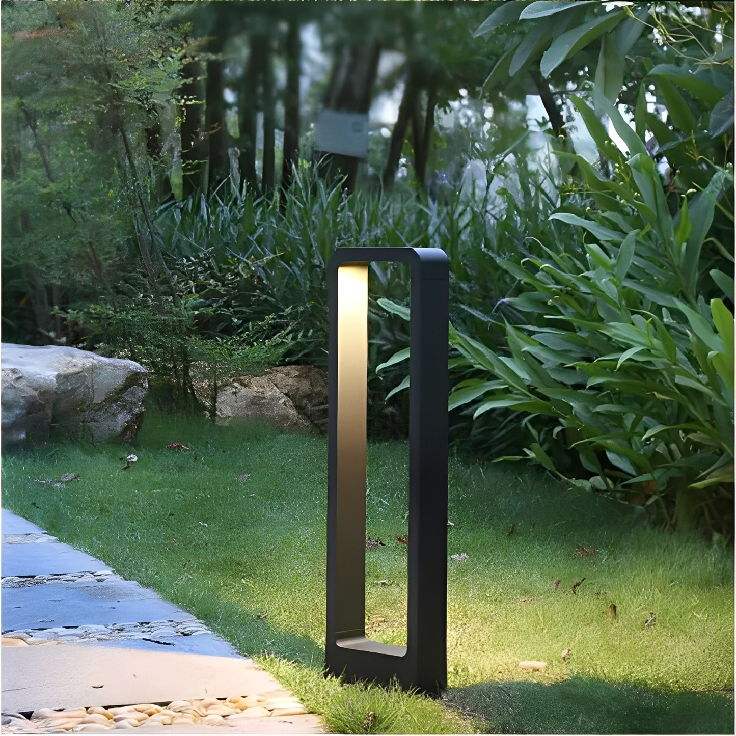 Levana – Wasserdichte LED Rasenlampe