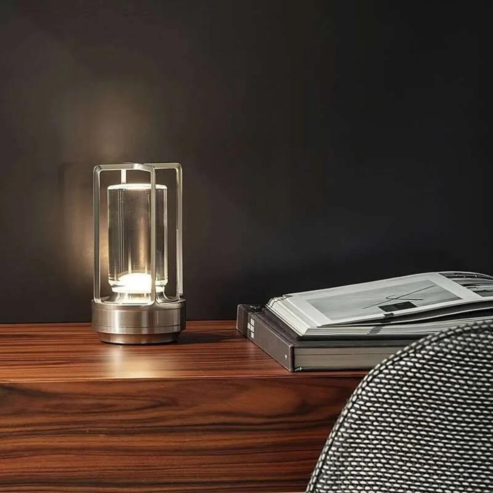 Arlo – Moderne Touch-Tischlampe