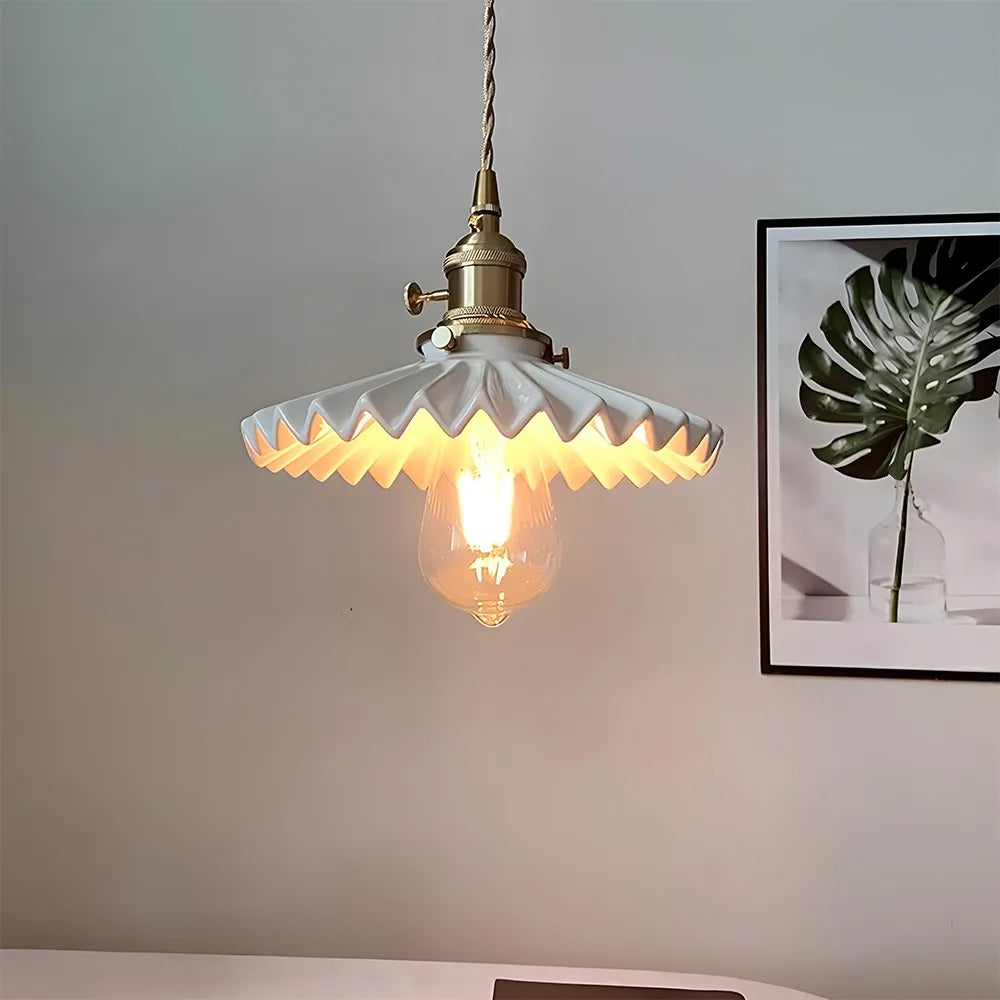 Mira – Elegante Keramik Pendelleuchte