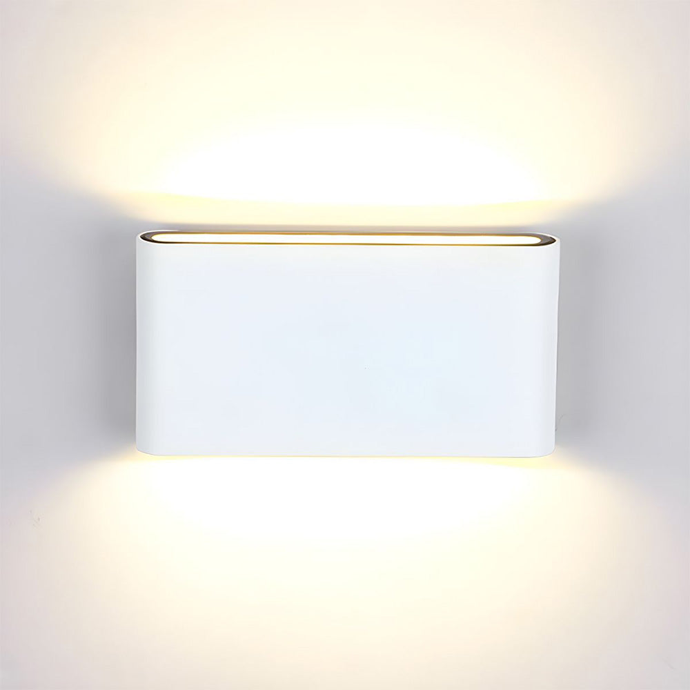 Luca – Moderne LED Außen-Stufenlampe