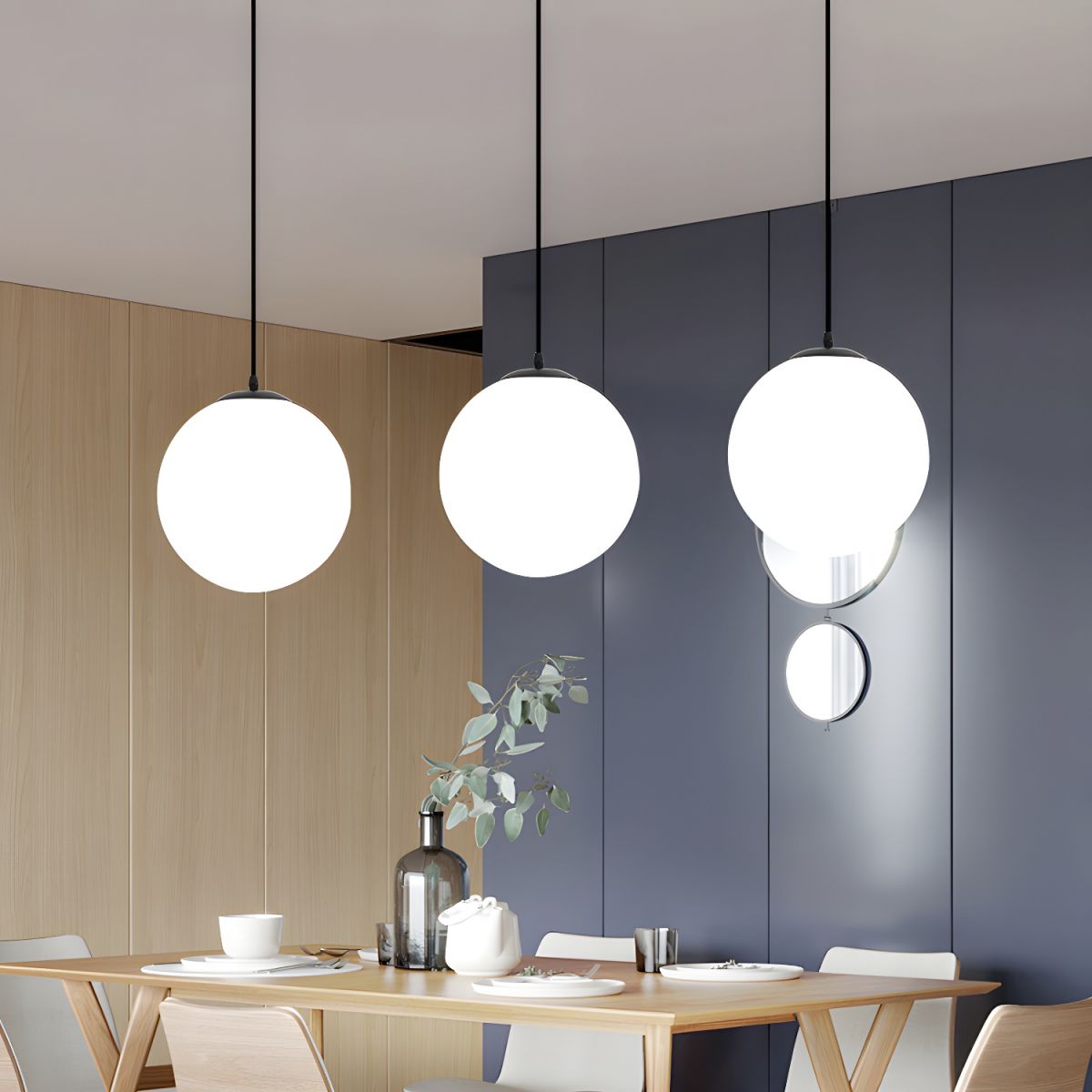 Giro – Elegante Kugelform Pendelleuchte