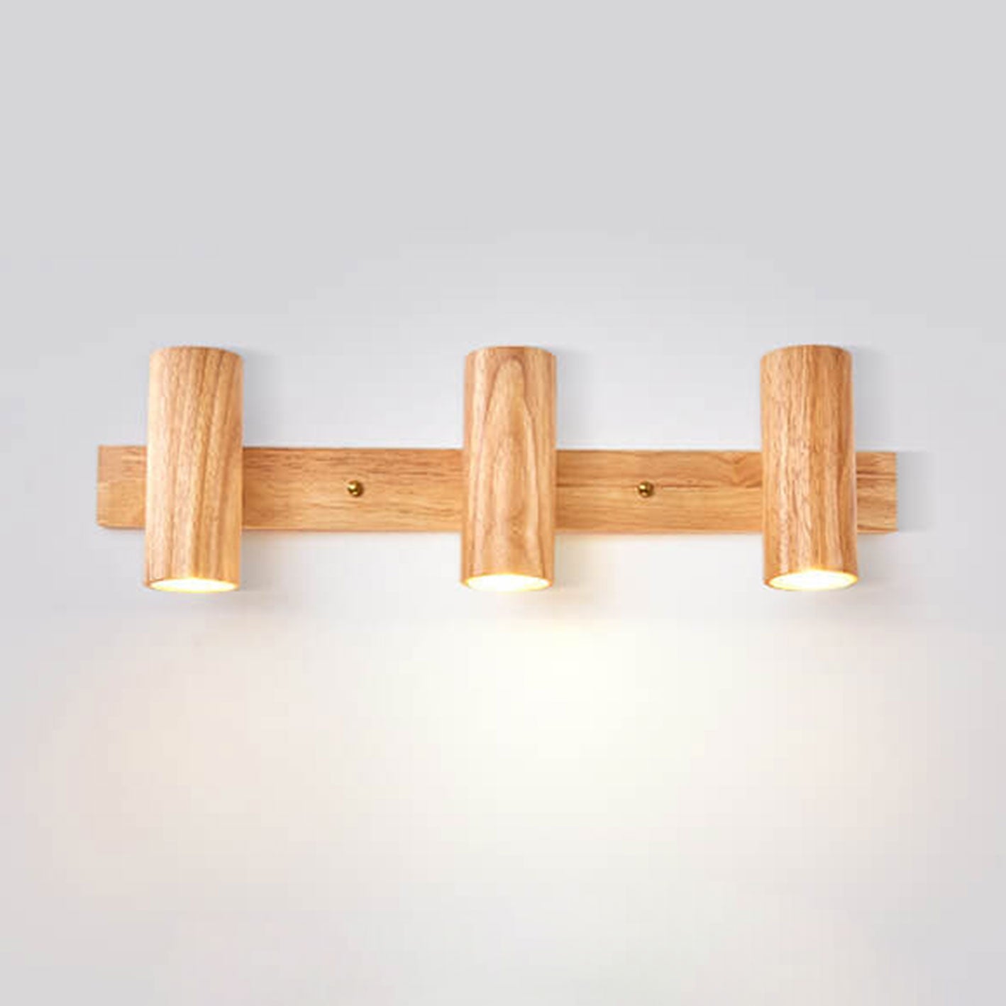 Nolan – Moderne Holz-Wandleuchte
