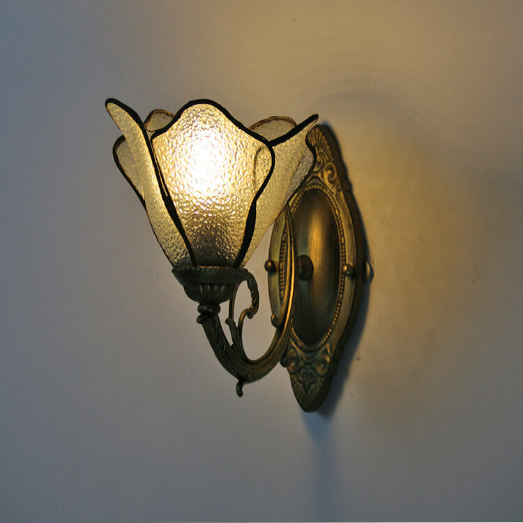 Leona – Stilvolle Glas-Wandleuchte