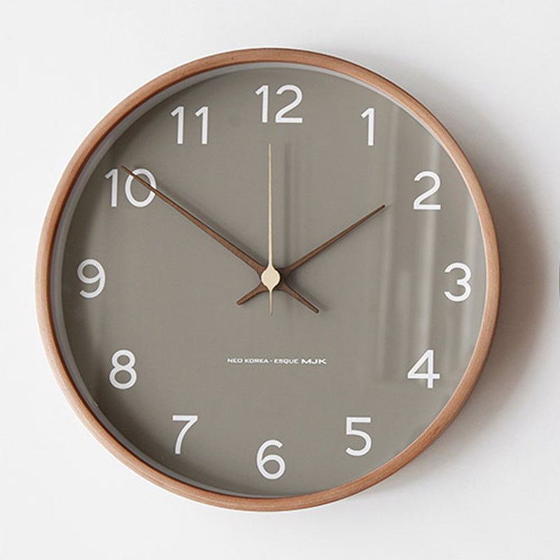 Auron – Minimalistische Holzwanduhr mit Quarzwerk und stilvollem Design