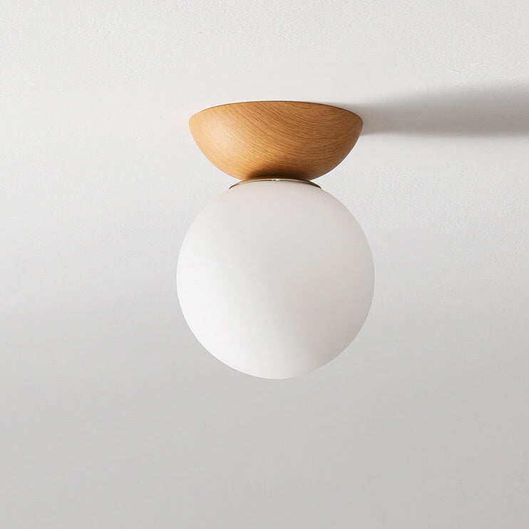 Nivara – Moderne Deckenlampe aus Holz