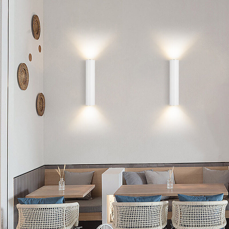 Iyah – Moderne LED-Wandleuchte fürs Lesen