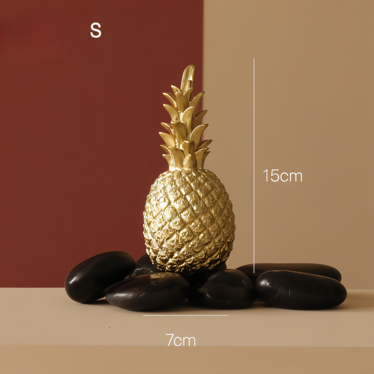 Phineas – Stilvolle Ananas-Dekoration aus Harz für sommerliche Wohnakzente