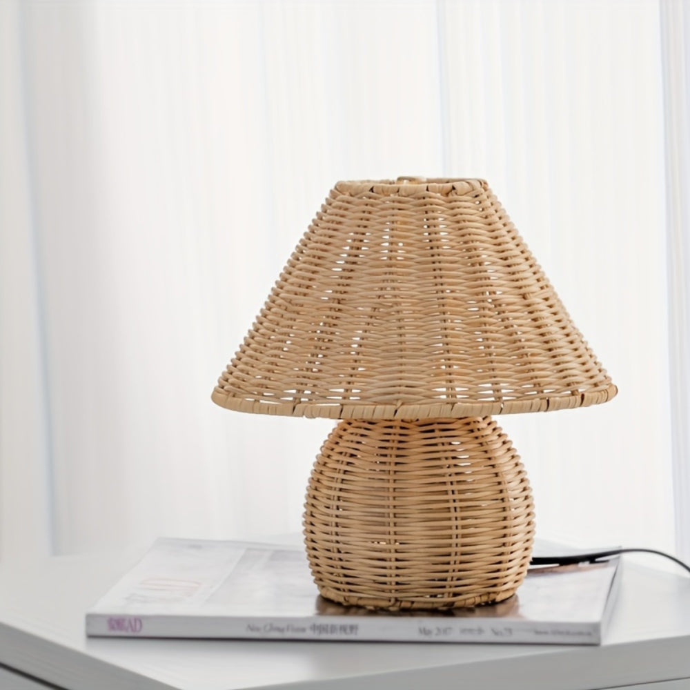 Noya – Rattan Tischlampe