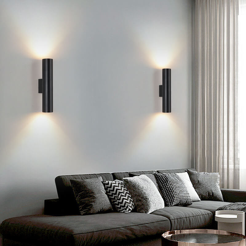Iyah – Moderne LED-Wandleuchte fürs Lesen