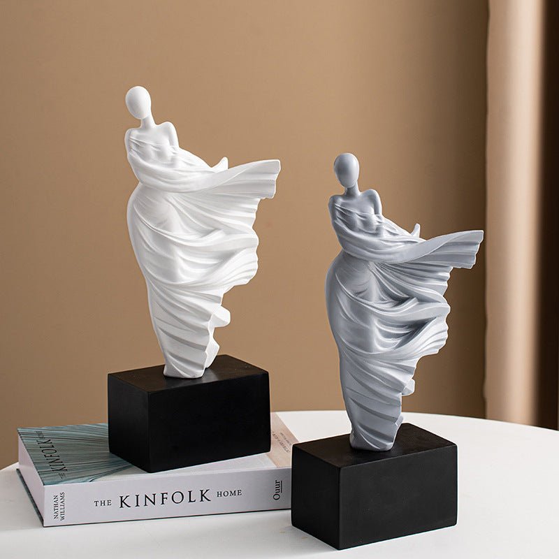 Alariel – Tischskulptur „Queen of the Wind“