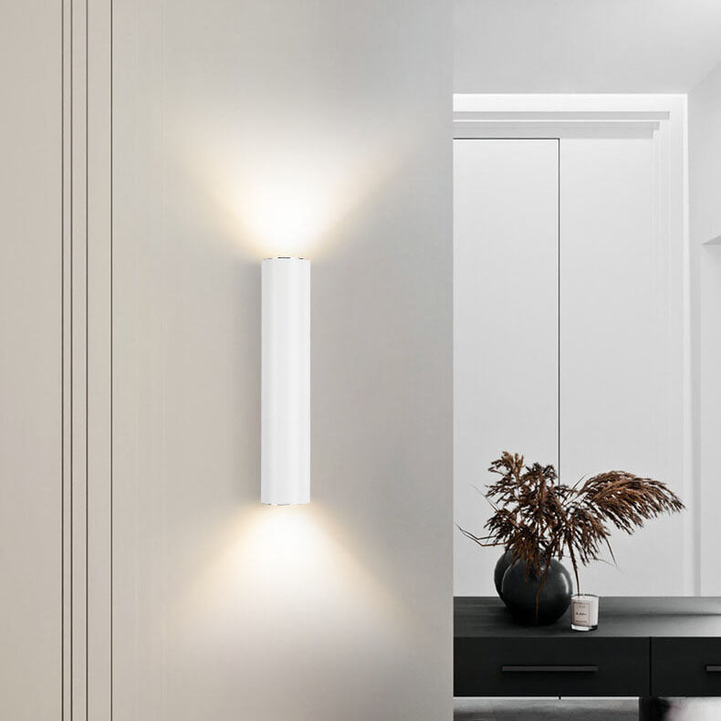 Iyah – Moderne LED-Wandleuchte fürs Lesen