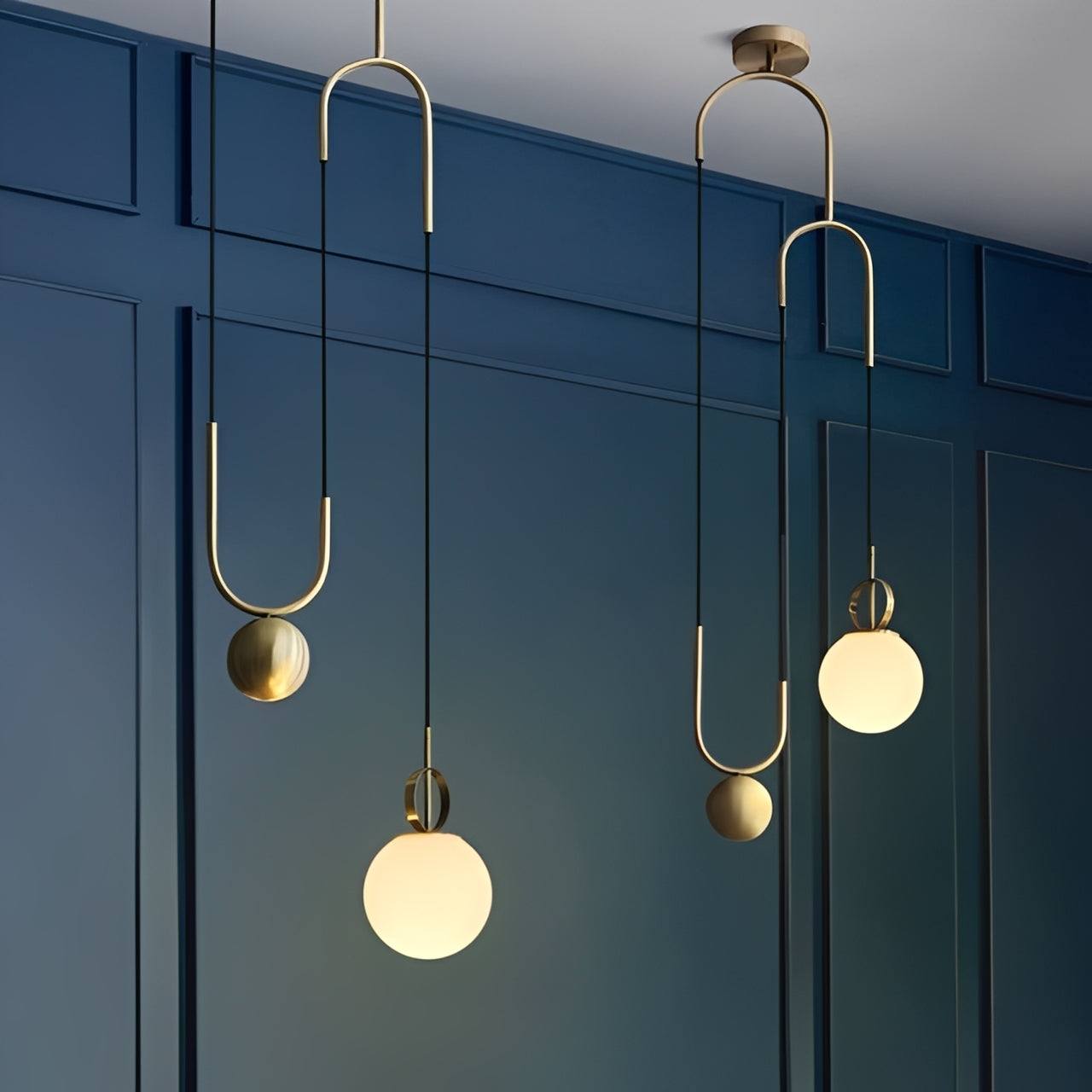 Vireo – Postmoderne Glas-Kugel Designer-Hängeleuchte