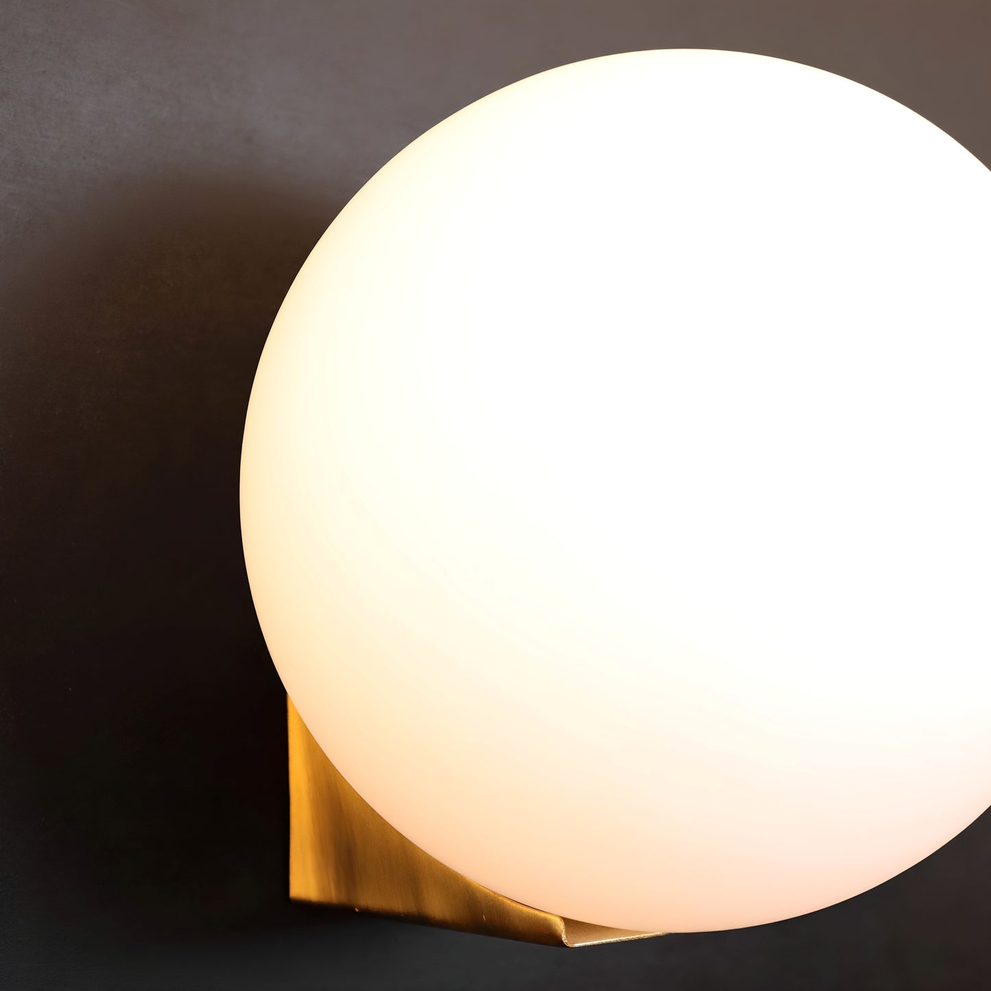 Alva – Designer Nordic Minimalist Wandleuchte